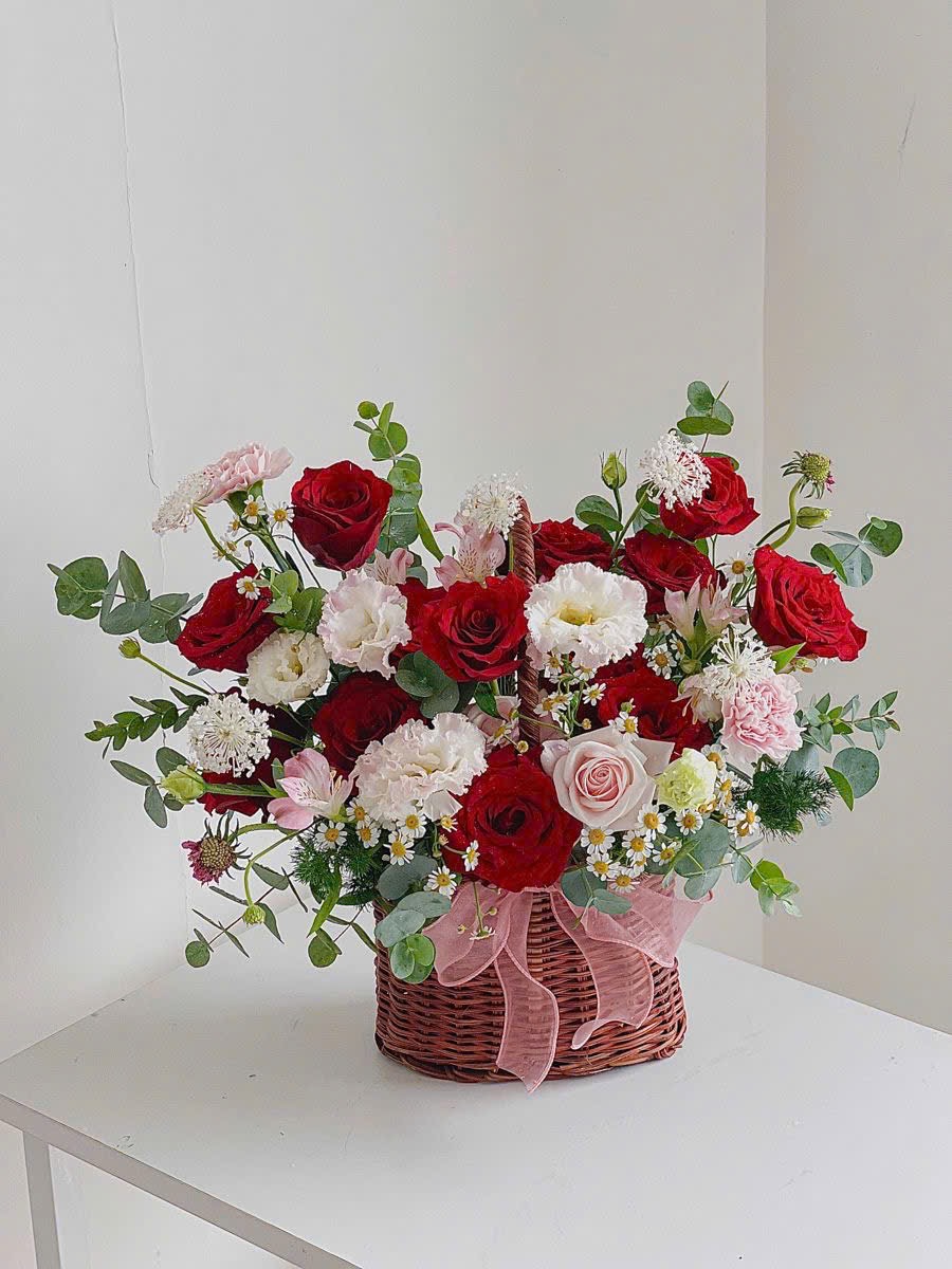 Giỏ Hoa Yêu Thương Vẹn Toàn - BBGH28